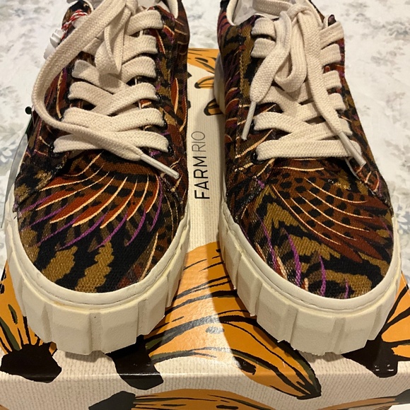 Farm Rio Caramel Macawmouflage Flatform Sneaker New NWT Size 9 Dust Bag SOLD OUT - Picture 4 of 12